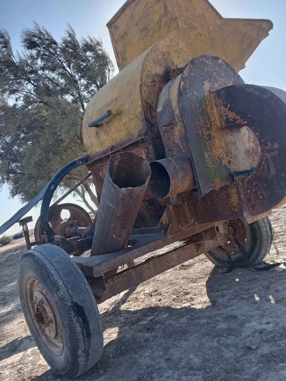 سلام عليكم كاروضه ذنون للبيع شرط الشغل الستفسار الرقم بي واتساب ***********
