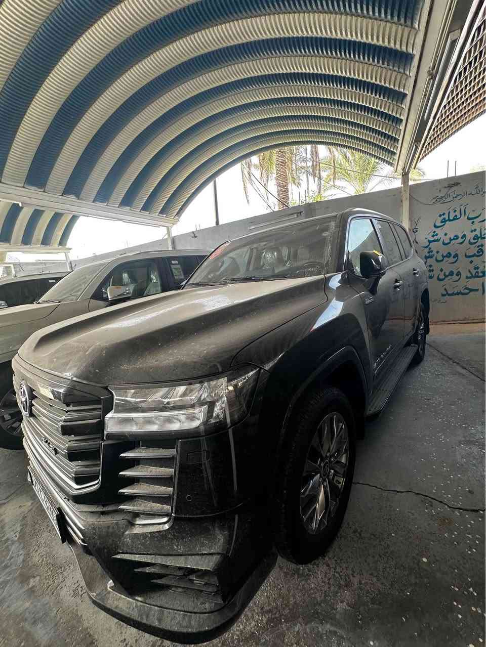 لاندكروز GXR • ٢٠٢٤ • ماشيه ٣٨٠٠٠