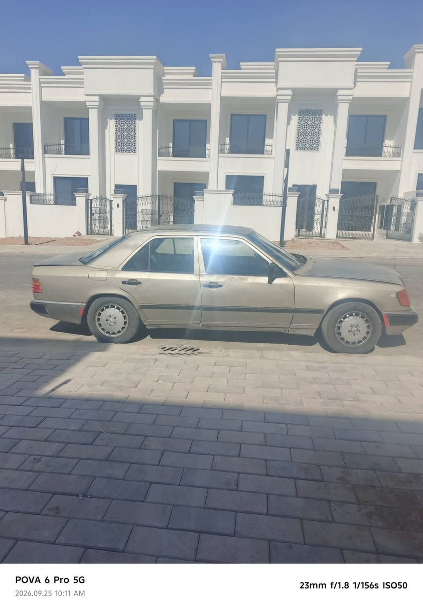 مارسيديس موديل 85 كير اتوماتيك كير ومكينة بطة 2500تخم تايرات جديد تبريد شغال مكان كركوك رقم كركوك *********** السعر 35 وبي مجال للطيبين

نص مكتوب في الصور:
- POVA 6 Pro 5G 2026.09.25 10:12 AM 23mm f/1.8 1/265s ISO50
- POVA 6 Pro 5G
- 2026.09.25 10:13 AM
- 23mm f/1.8 1/159s ISO50
- 2026.09.25 10:11 AM
- 23mm f/1.8 1/156s ISO50