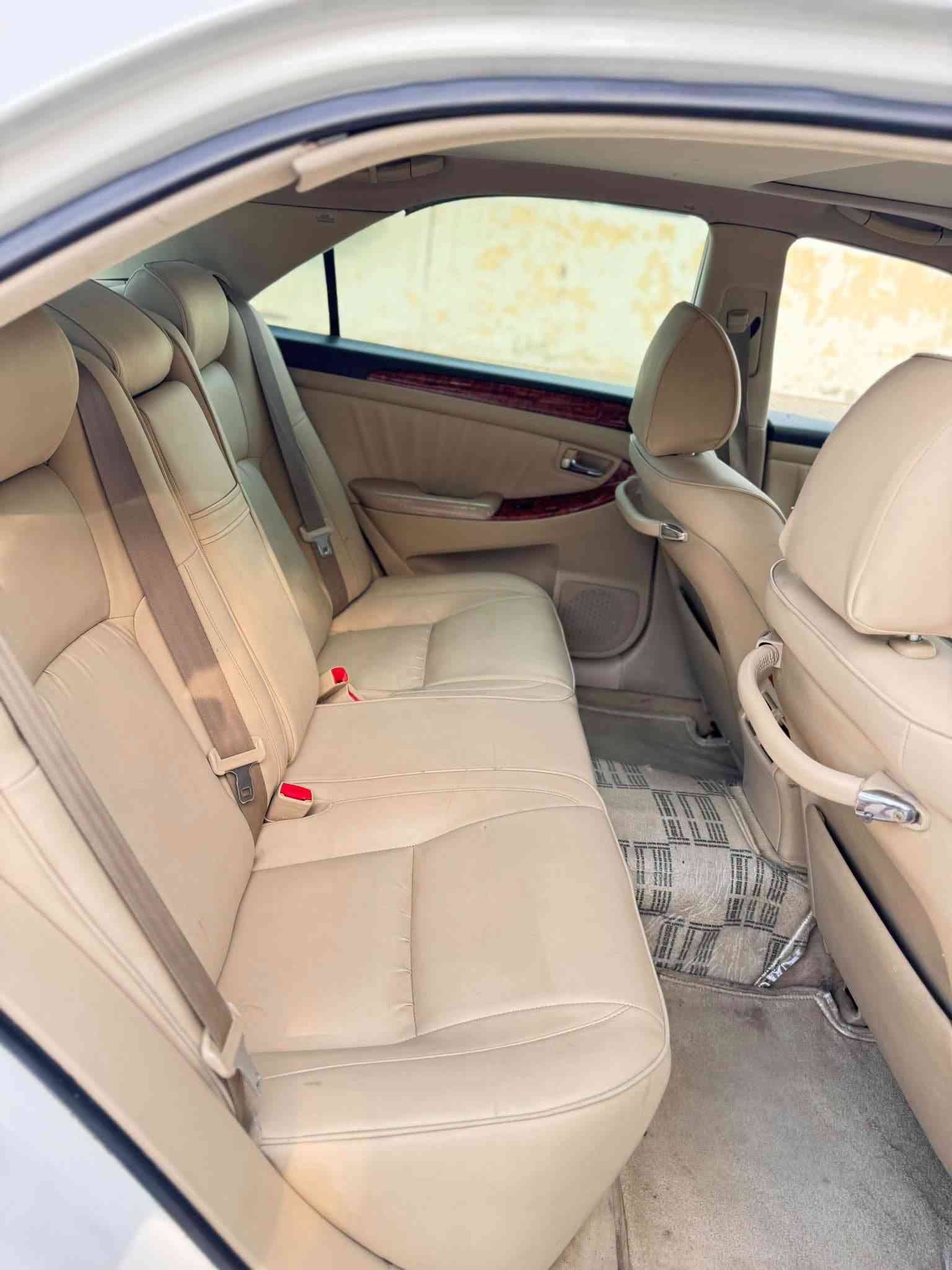 شاهينه للبيع قرار 102 تسجيل جديد  السياره بعد احلى مما بصور كلش نضيفة حته دعاميات كفاله من الصبغ جديد بمعنى الكلمه تجي وتشوف وتشلع عيوني 

✅موديل 2007 اصل 

✅3 دكم فتحه كرستال

✅شاصي 182 

✅برده خلفيه 

✅قطعتين تبريد

✅تحوير جوه نجف فوك امارات

دشبول نضيف كلش وسياره غرفتهة تخبل 

✅داخل جلد بيجي 

✅حداديه من طول لطول جديده ماعايزه برغي 

✅حساسات خلفي امامي شغالات 

✅مثبت سرعه شغال كلشي شغال بيهة سياره 

✅مكينه وكير جدد وكل دوانز مابيهة تجي وتشوف بعينك 

✅بعد بيهة هواي شغلات مذكرهن شنو تريد اتصل وبيك خير ودلل 

✅المكان نجف 

✅السعر 168 وبيهة مجال 

✅***********
