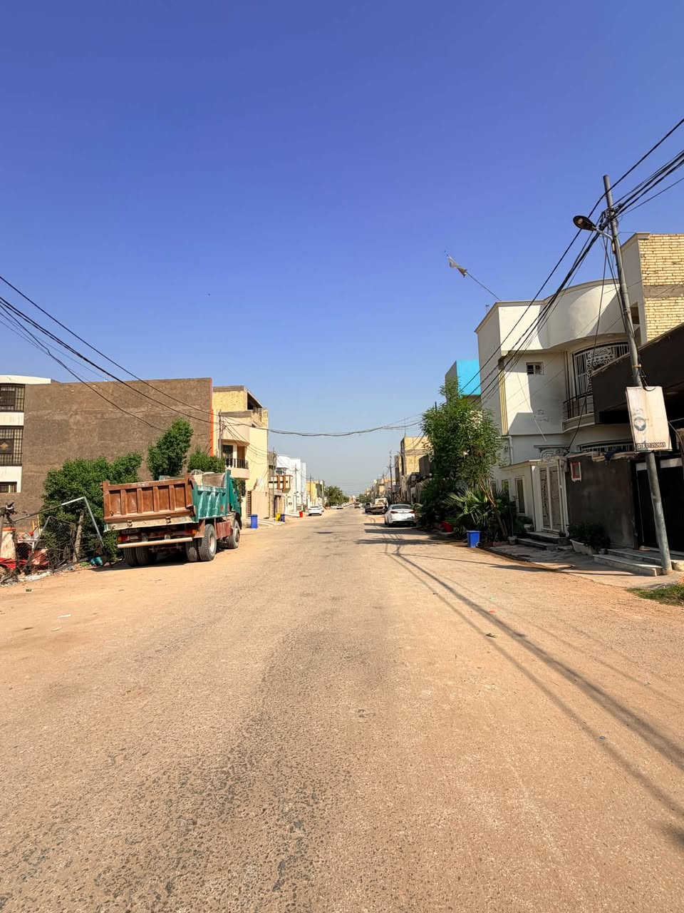سلام عليكم عرصه البيع مساحه 220متر قريب علئ شارع تبعد 100متر عن شارع شارع بعرض 20متر مكان راقي جدد طابو زراعي سند 25خدمات كامل ماي كهرباء تبليط شارع شامل مول النجف الأشرف مقابل قريه الغدير الأولي عمود 274 الاستفسار اكثر ‭964 ***********‬
