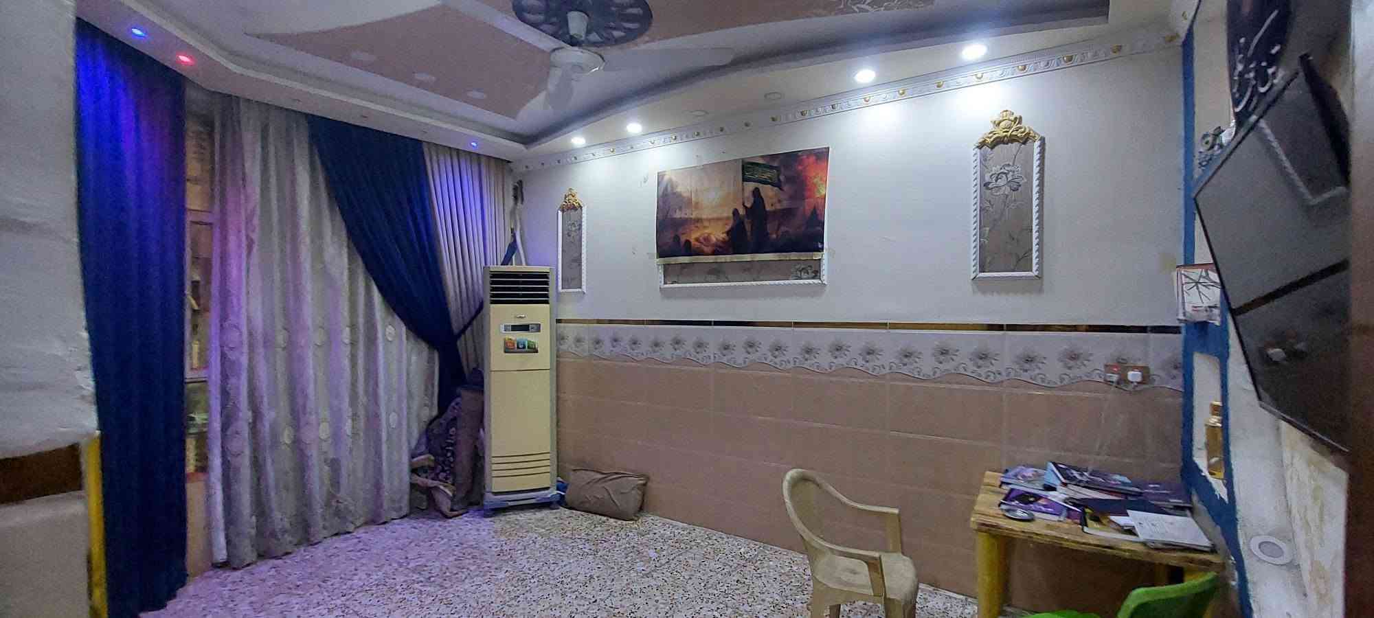 دار للبيع طابو صرف
مساحه 160متر
يحتوي على شقه
مع محلات 
يحتوي على 
اربع غرف نوم
استقبال
هول
مطبخ
حمامات 2
صحيات خارجيه 1
بناء حديث ديكورات جبسن بورد
اشراف مهندسين 
كهربائيات بوري دفن 
وايرات حراري الفنار
ماء دفن خلاطات تسكا دفن 
كامرات 
سبالت دفن يعني للسطح ومأسس
بناء 2020 درجه اولى 
قرب مدرسة النصر 
قرب الجنسيه ومدرسة البهاء المتوسطه 
تبليط كافة الخدمات 
مع الاثاث او بدون اثاث 
(((دار نبيل ابو الانشائيه))) 

***********
واتساب 
***********
