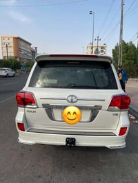 لاندكروز ٢٠١٤ • ٨ سلندر • رقم البصرة