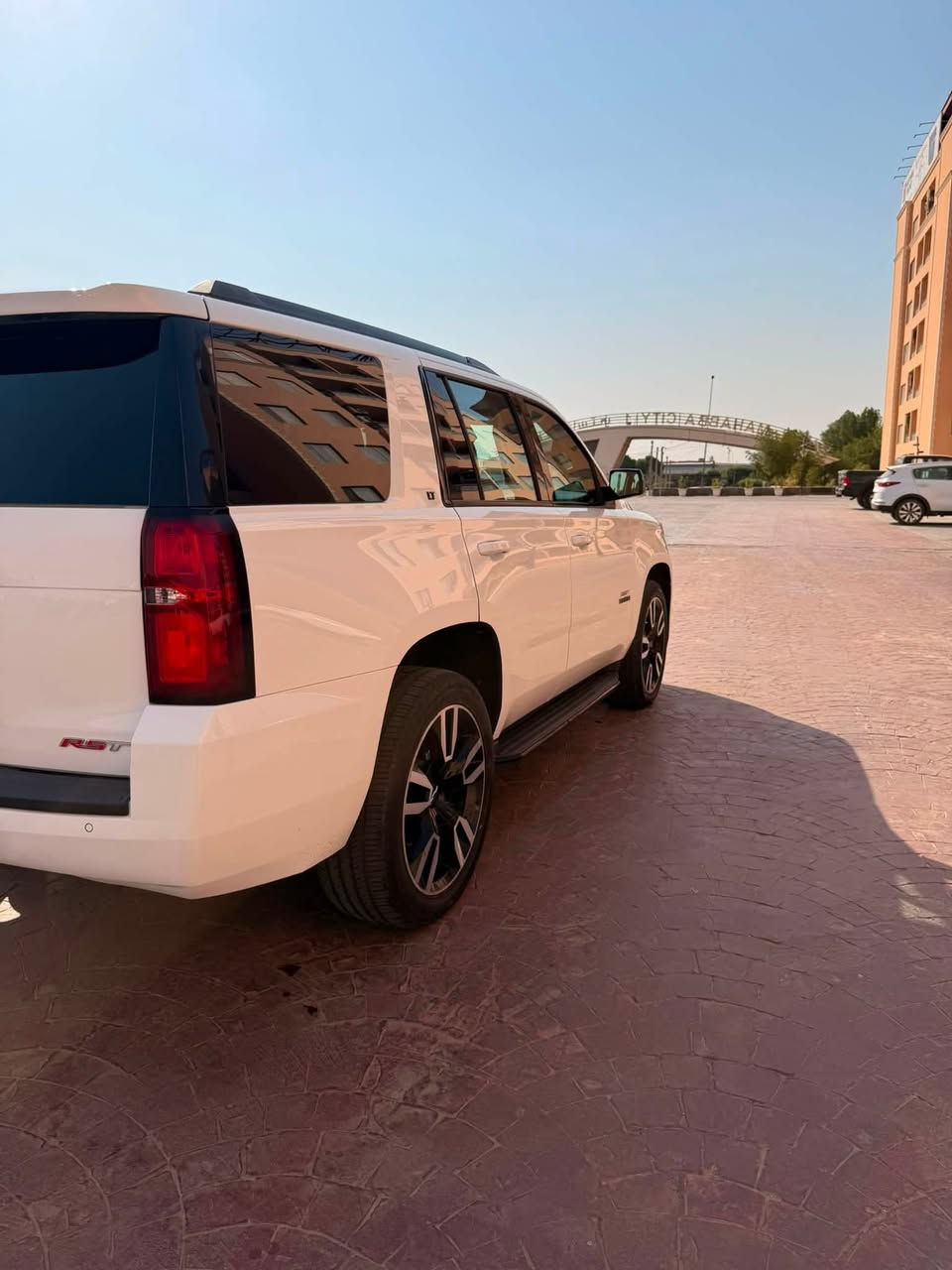 سلام عليكم تاهو موديل 2020 للبيع ومراوس حسب رغبه  سياره LT مواصفات  فتحه سقف وضيعتين خزن سستم صوت Boss كشنات جلد كهرباء الاماميه مع تدفئه ومقاعد الخلفيه Vip منفصل سبعه راكب ٣ قطع تبريد مع تحكمات للتبريد خلفي صندوق كهرباء مانع تصادم مع كشن هزاز للتحذير وكذلك عند الرجوع حساس خلفي كامره دواره سياره فول عده بصمه وحاساسات جانبيه سياره رقم بغداد ب اسمي تحويل ثاني يوم  الحادث سرقه  جاملغ تبديل بلادي وربع بنيد صبغ سعر سياره305$ وبيها مجال مكاني بغداد سيديه رقمي *********** و ***********
