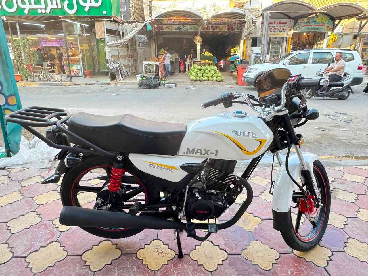 سلام وعليكم
للبيع دراجه سونك ماكس خمسه كير المحرك 200 سي
الدراجه كفاله عامه 
طالعه من المعرض سبوع صارلها 
الدراجه زيرو بعده نضيفه كلش 
ومابيها ايشي كلشي شغال
السعر مليون 300 وبيها مجال
مكاني بغداد الشعله
متواجد اربعه وعشرين ساعه
رقمي ***********
