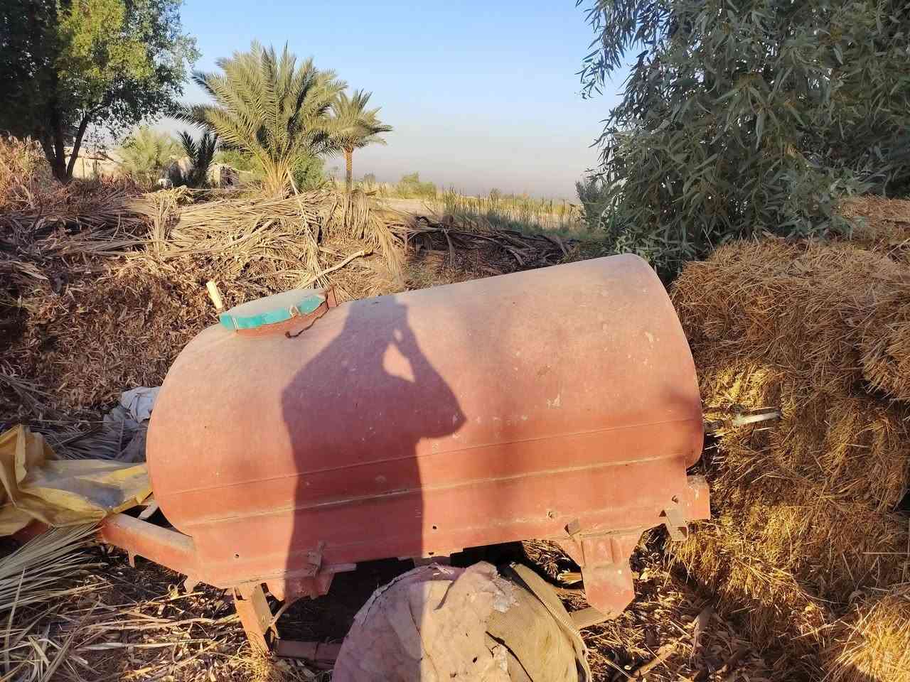 السلام عليكم مقطوره للبيع مغلون المكان بابل جبله العگير الاستفسار الاتصال على الرقم***********
