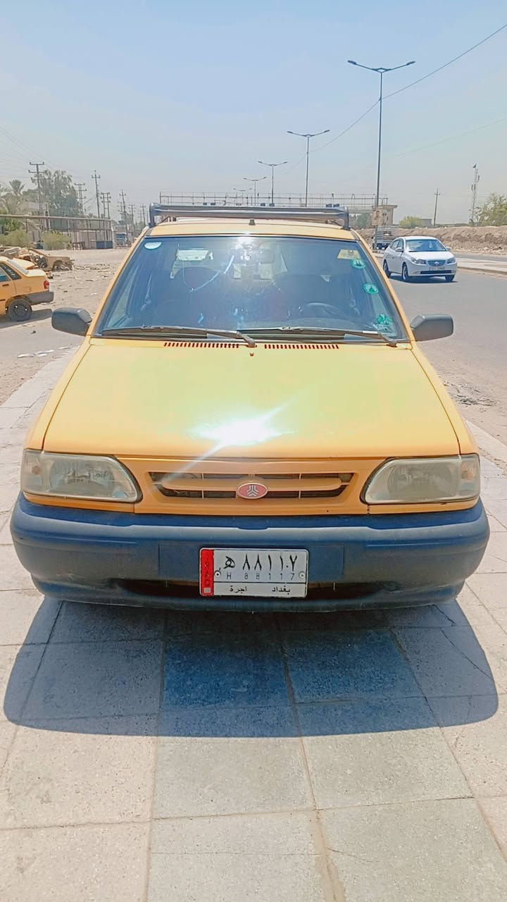 السلام عليكم سايبه موديل 15 مكينه وكير جديد تايرات جديد تبريد ثلج بيهه بس الدواير شويه معمره السياره مكفوله بسمي عنوان المدائن الورديه السعر 28 ***********
