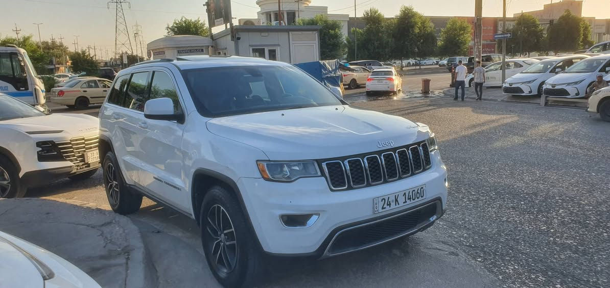جيب لبيع موديل 2021
بيه ٤ قطع صبغ بدون دوخل
فول موصفات 
سياره جديده 
ماشي 60ml
مكان اربيل 
السعر ١٨٧ وبيه مجال لطيبين
***********وتساب
