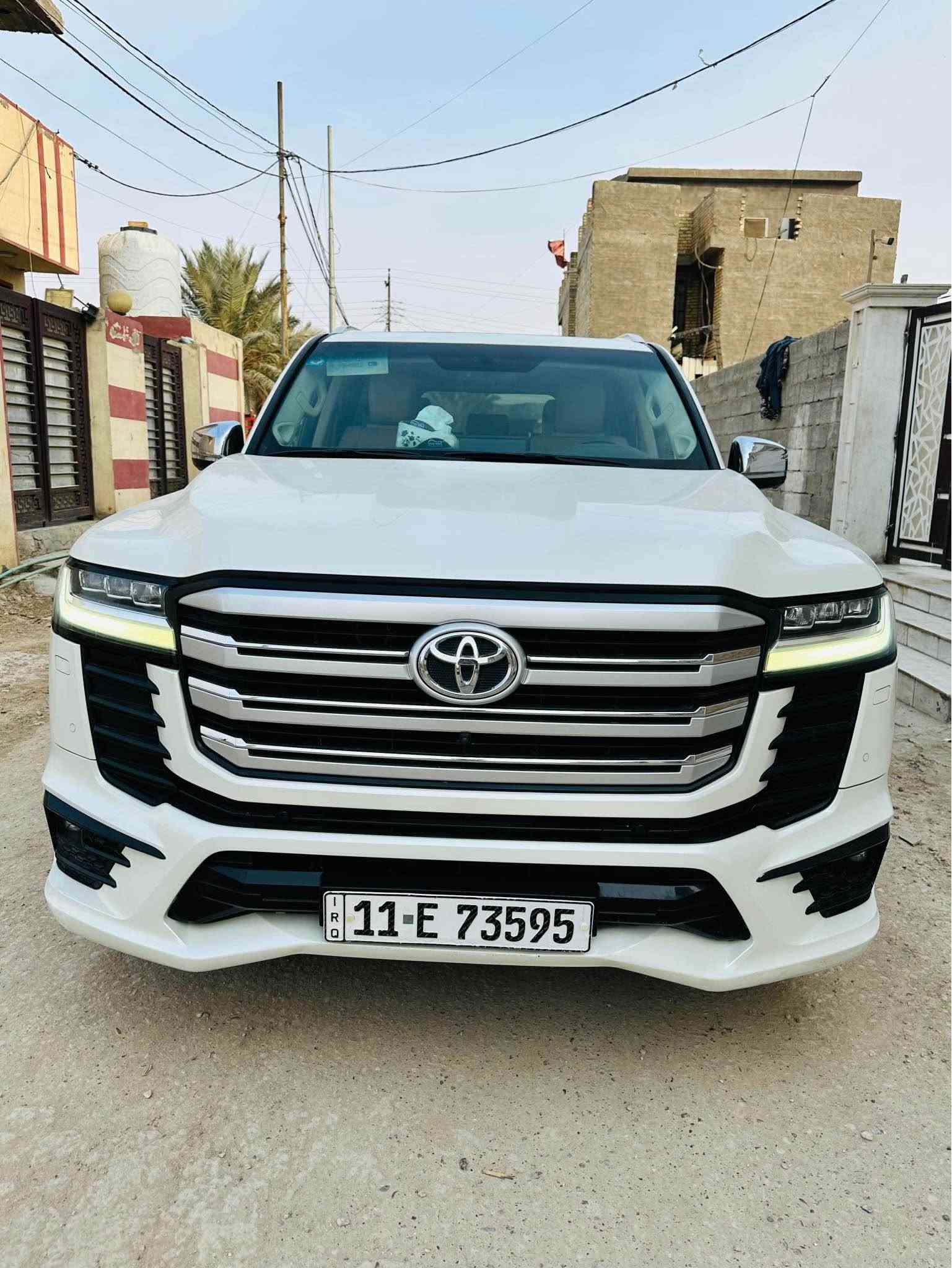 لاندكروز VX • ٢٠٢٢ • رقم بغداد