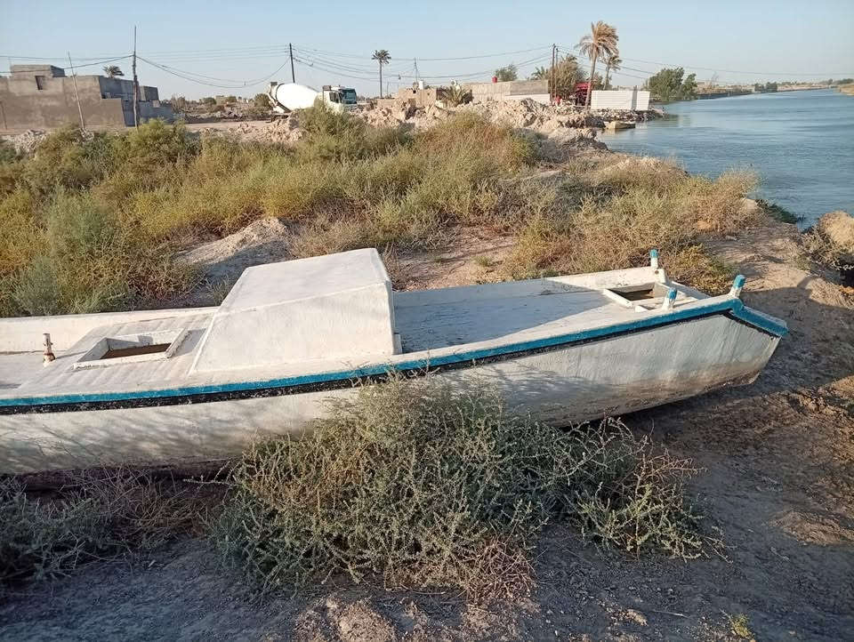بانوش للبيع طول 17ذراع والعرض مترو40 ابي الخصيب 
 ‭***********
