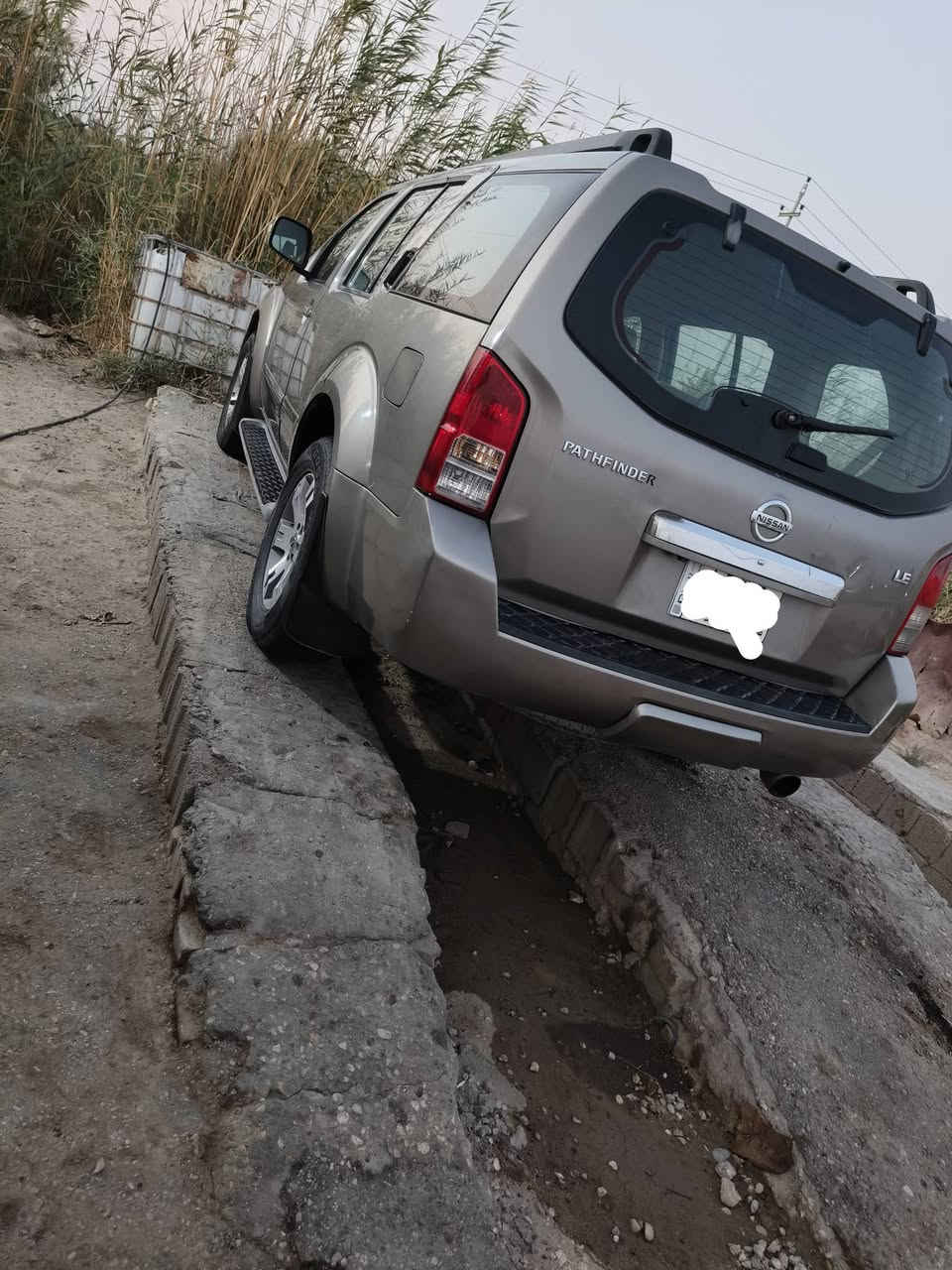 ‏
‏للبيع نيسان باثفندر ٢٠٠٩ خليجي كفالة عدا باب رش فقط أثر شخوط فول مواصفات واحد على واحد LE بسمي وسنوية جديدة لسنة ٢٠٢٧ رقم صلاح الدين تحويل نفس اليوم سيارة وين مايعجبك مشروع وطني جاهزة من كير ومحرك وتبريد وكهربائيات على وضع الشركة
‏مواصفات 
‏- فتحة
‏- فور ويل
‏- كشن جلد كهربائي وتدفئة
‏- تحكمات ستيرن جهتين
‏- ديفيدي بالقمارة
‏- ثلاث قطع تبريد ثلج
‏- سيدي 
‏- دشبول ارمادة
‏- كامرة
‏السعر /100 وببها مجال
‏مكاني ذي قار للاستفسار/***********
‏                                   ‪***********‬
‏
‏
