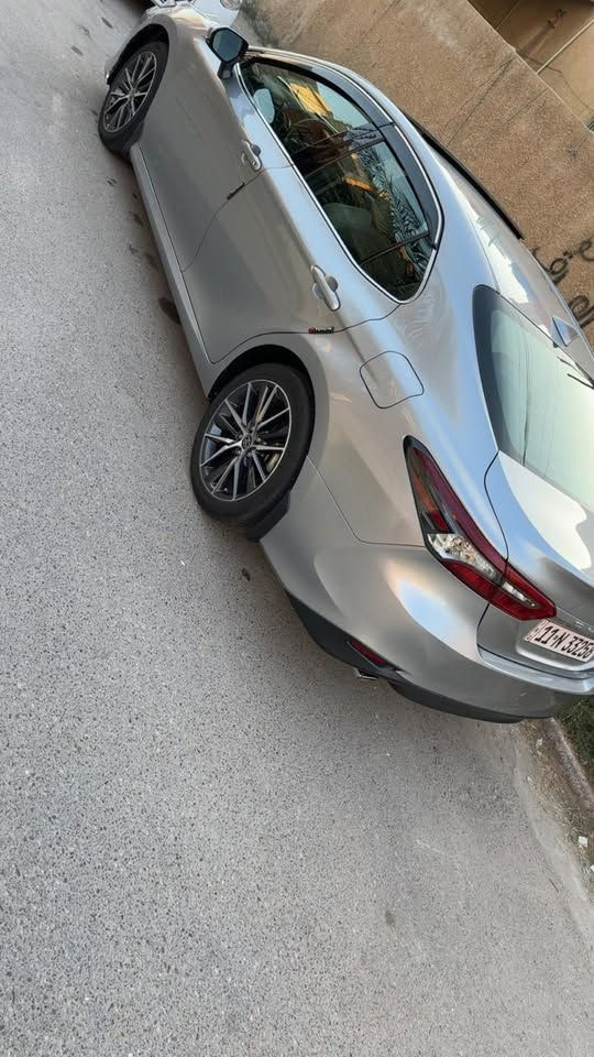 السلام عليكم
كامري هايبرد XLE موديل 2023 وارد امريكي 
حادثها بنيد وجاملغ صور الحادث بالمنشور 
ايرباك برده فقط 
فول مواصفات 
فتحة سقف 
رادار امامي وجانبي 
تحديد مسار 
شاشه كبيره 
كشنات جلد كهرباء 
تدفئة كشنات وستيرن 
اشارة مرايه جانبيه 
اشارت ترحيب بالباب
 بصمة ابواب 
كامره خلفيه دواره 
اوتو هولد 
ثلاث انظمه قياده 
تبريد خلفي قطعتين 
هواي مواصفات بيها بعد 

السعر 195 $ 

***********
