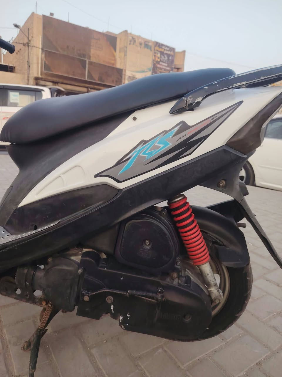 السلام عليكم دراجه ماكس بلاديه كل نقص ما بيها دراجه ما مفتوحه سلف هندر شغال ما بيها نقص مكان بغداد حي النصر سعر 575 الرقم ***********
