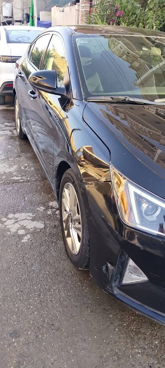 تحيه طيبه السلام عليكم 
النترا 2019 وارد امريكي
،  عداد المسافه 111 الف 
ضرر موضوح صور 
بيها 4 كلير بامريكا 
كير محرك مكفول 
نص فول 
شاشه كامره تحكم ستيرن 
مثبت سرعة 
مانع انزلاق
محرك 2000 
كلش حلو نظيف جاهزه
رقم اربيل شرط تحويل مباشرة سنويه هزه جديد 
السعر 116 ورقه 
اي استفسار 
*********** 
مكان بغداد الشعب
