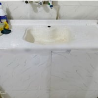 سنگ مرمر • ميز حديد • قرب مسجد الكوفه