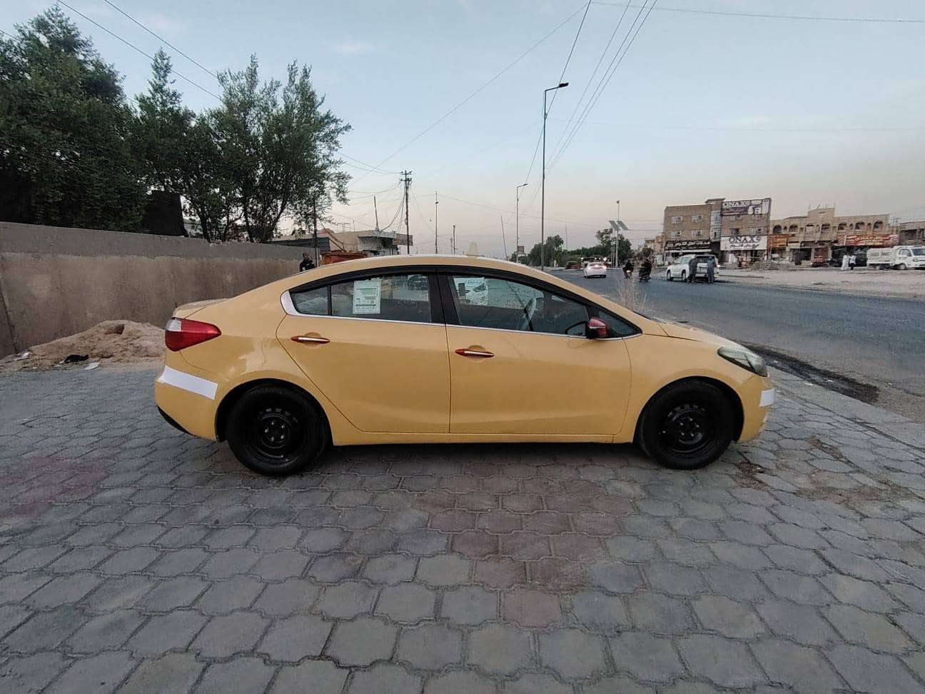 فورتي 15 وارد امريكا 💯
حادثه فقط البنيد هذا حادث امريكا السياره كلها ليبل واحد مكفوله عدا حادث امريكا ✅
مكينه 2000 خير من الله ✅ كير خير من الله 
صدر امامي وخلفي جديد كله فاتحه جديد 💯
تبريد كبمريسر راديتر غاز كله جديد كله اصلي 💯
بسمي مصفره هيئة والغرامة وسنويه جديده هزه جديد رقم دولي بغداد الإنكليزي  💯
مواصفات السياره 💯
شاشه اندرويد 💯
        كامره اصليه 💯 HD
     كامره دواره 💯 
ايكو 
تحكم اربع جهات 💯
مانع انزلاق 
مري شفط 💯
اشاير بلمري 💯
السياره مال جناي تأخذه جاهزه مجهزه نفس الصور وانظف واحلى سياره صبغه اولى بدون معجون 
العنوان بغداد 💯
السعر 90 وبيه مجال ***********
