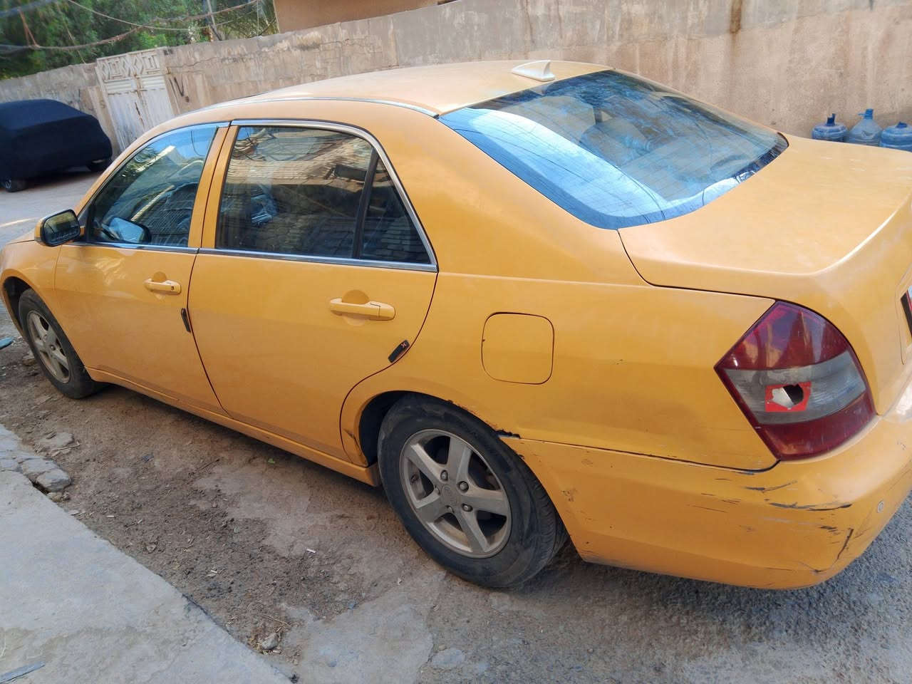 السلام عليكم
BYD F6
رقم بغداد للبيع كير ومحرك مكفول تبريد ما بيها 
موديل 2011
تحويل ثاني يوم السعر 36 ورقة وبيها مجال بسيط حك الجية
***********
