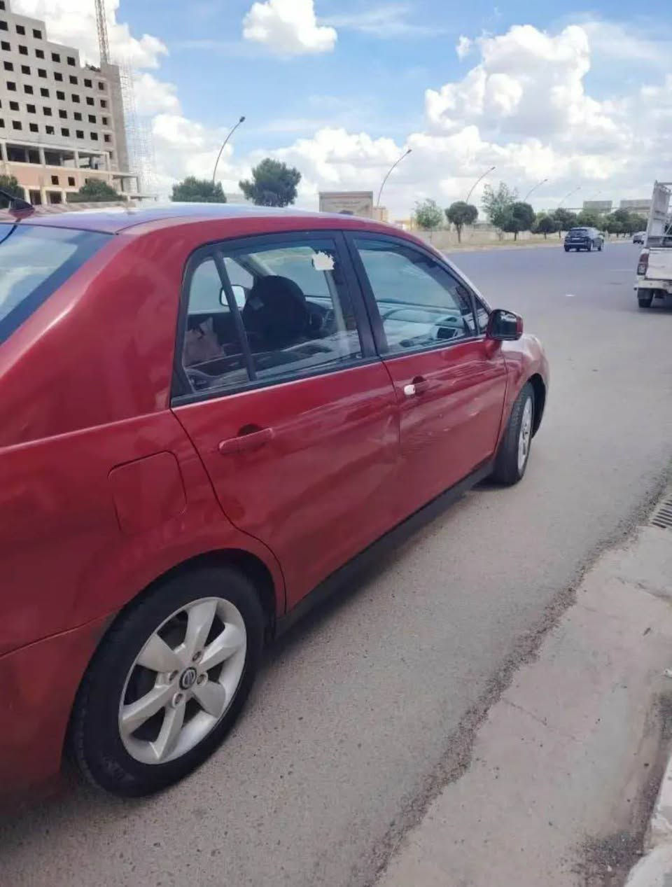 نیسان فیرسا 2010
گیر و مەکینە بەشەرت
تحویل غرامە بەشەرت
دوو پارچەی سبوغە
سحری 75 وه ره قه مامه له 
سەیارەی مەحرەز نیە 
سەیارەی خۆمە
هەولیر 

*********** أربيل, العراق
