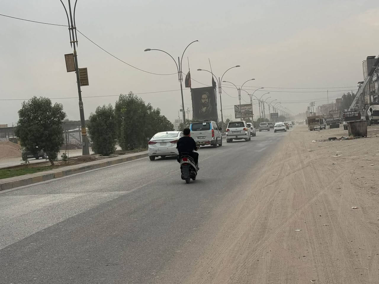 بناية تجارية • ٢٢٠م • ٨ شقق