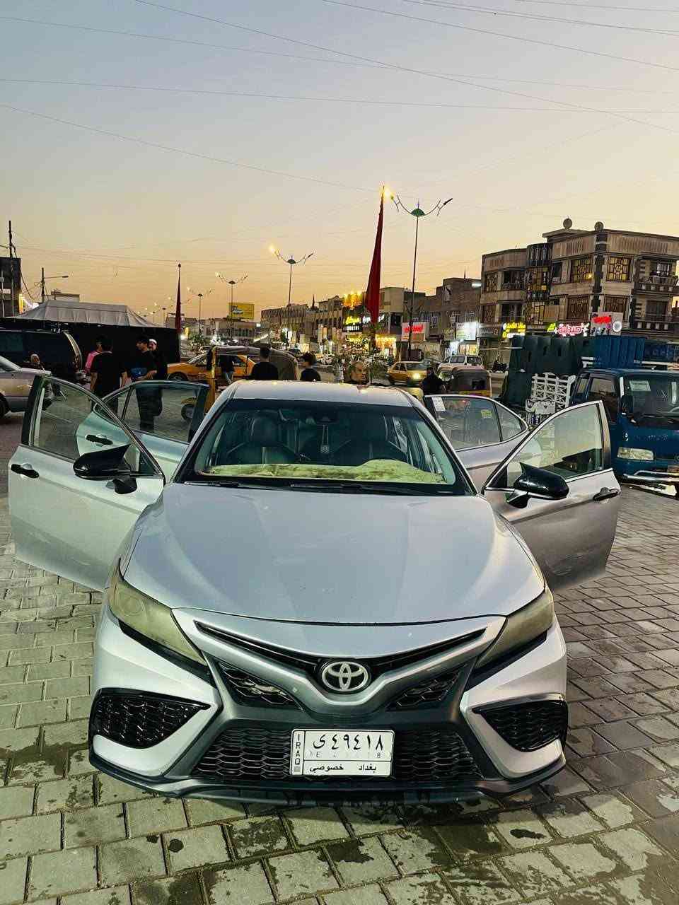 السلام عليكم للبيع كامري موديل 21 وارد امريكي سياره معوقين كير محرك حداديه تخم تاير تبريد مكفول سياره بيه 4قطع مواصفات Seمعروفه السعر 140وبيه مجال ***********
