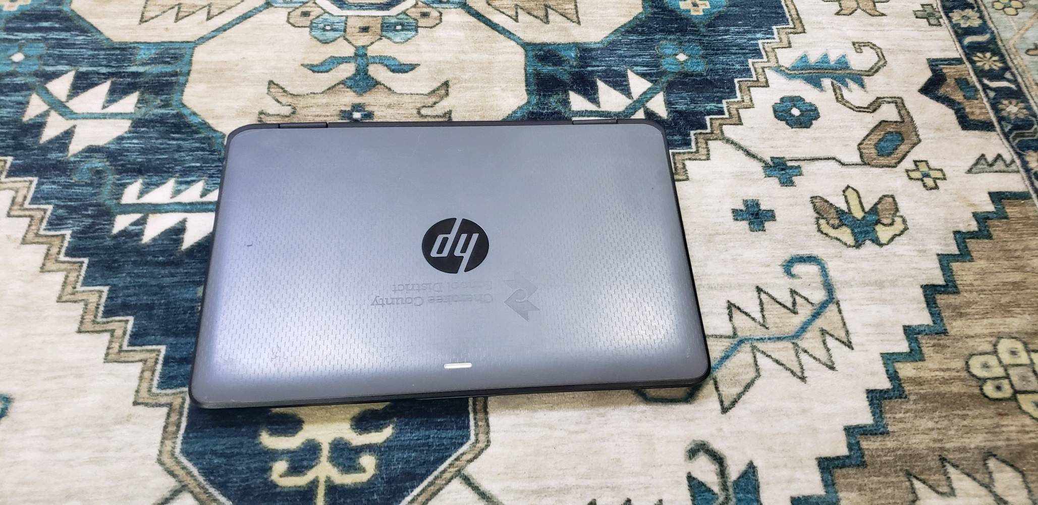 💻 لابتوب للبيع

• الجهاز مستخدم بس حالته زينة ونظيف
• المعالج: Intel Pentium N4200
• الرام: 4GB DDR3
• التخزين: 128GB
• كارت الشاشة: Intel HD Graphics 505
• Wi-Fi: Intel Dual Band AC 7265
• الشاحن موجود
• البطارية ما موجودة
• جميع منافذ USB والسماعات ومنفذ الشحن شغالة
• الجهاز مجرب وكلشي بي شغال

💰 السعر: 60,000 دينار