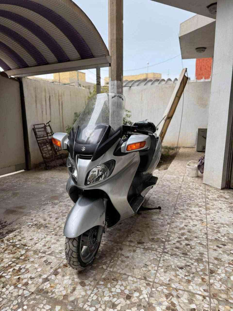 سكاي ويف فول Lx 
دراجه نضيفه اي نقص مابيه 
السعر عشرين ورقه وبيه مجال العنوان كربلاء استفسار فقط على الرقم *********** كربلاء, العراق
