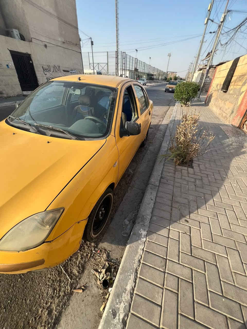 سلام عليكم طيبه للبيع مديل 16سياره حلوه مكينه جديده كير رابع ما يجي سنويه منتهيه راعيه موجود بس ما واصله هيئه غرامات عل مشتري سعر 11 وبيه مجال قليل مكاني بصره القبله حي جامعه رقم *********** بس واتساب
