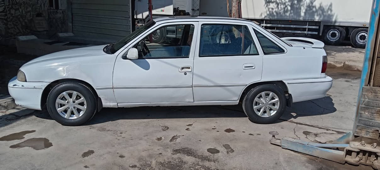 دايو سلو رقم بغداد سنويه لل٢٧ مشروع وطني تحويل مباشر كير عادي مكينه مفتوح كهربائيات شغاله تخم تاير جديد حداديه جديده سياره جاهزه السعر ٢٦ وبيها مجال بسيط للاستفسار ***********
