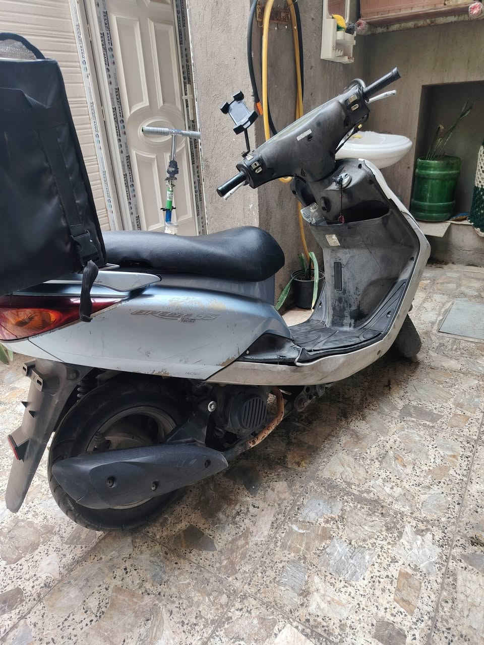 بريز للبيع
فول نضافه
شرط مكينه بدون صوت ناعمه
دراجه نضافه 100/90
كفرات مختم
شلعه ومعدل
نواقص سلف وكف يدير بس ضعيف مرات ميشغل
كهربايات كله شغاله
نواقصه سلف +كلج خلفي 

بغداد شعب

***********
