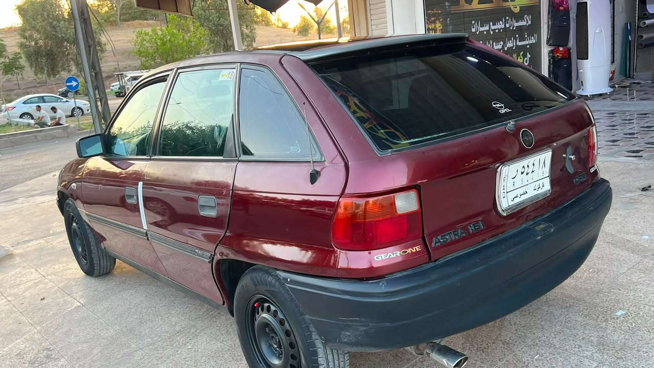 مكلف بالنشر اخوان فقط للبيع

استرا موديل 93 محرك 16 قايش عريض باور كير محرك صدر تايرات كلها جديد مشروع وطني للحد 2029 شرط تحويل 35 وبي مجال 
***********
