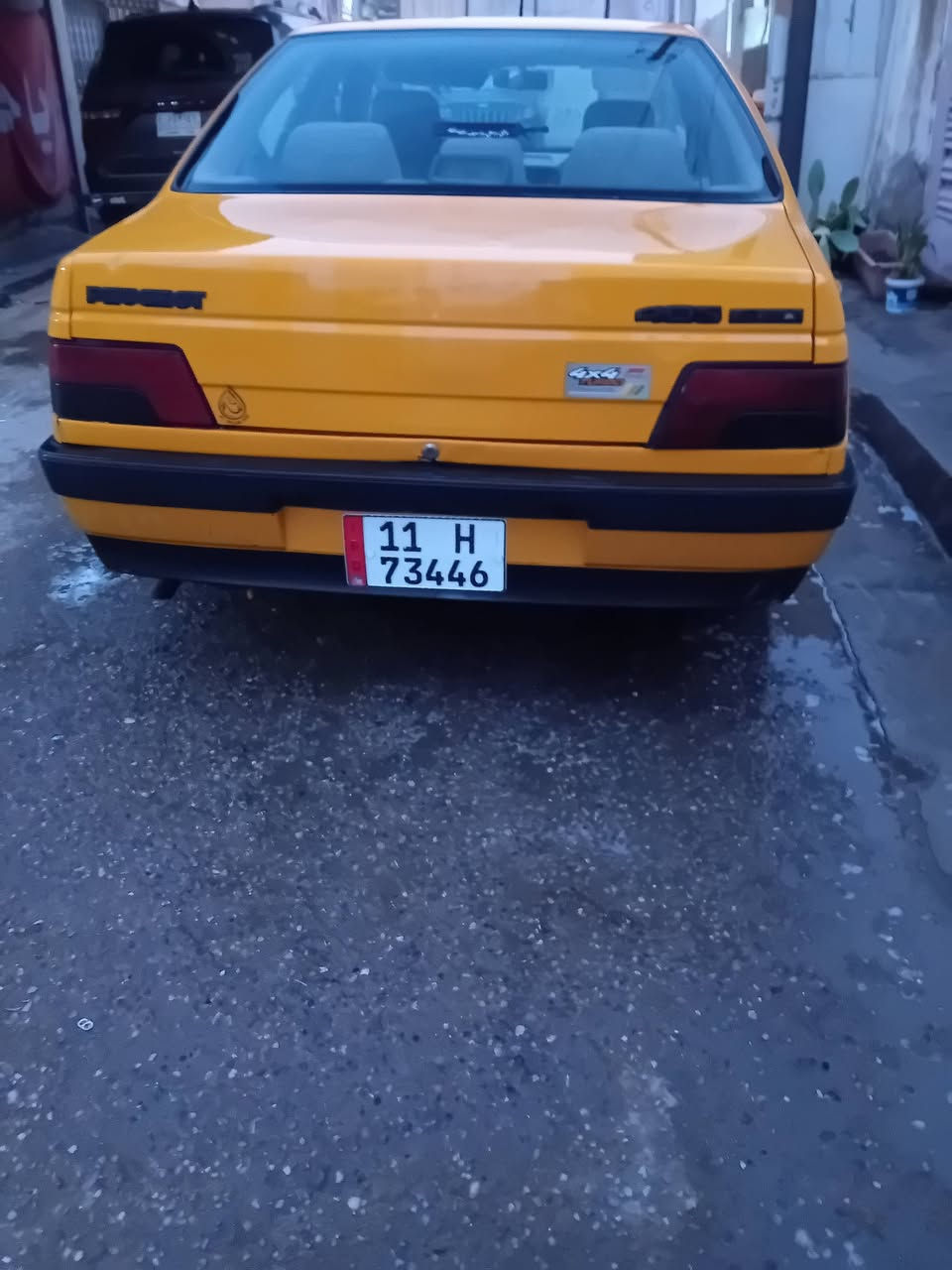 بيجو٤٠٥ سياره جديده بيه صبغ بنيدجماليه وشبرجاملغ سياره جاهزه للاخيرتبريدثلج بسمي شرط تحويل السعر٤٨زعفرانيه***********
