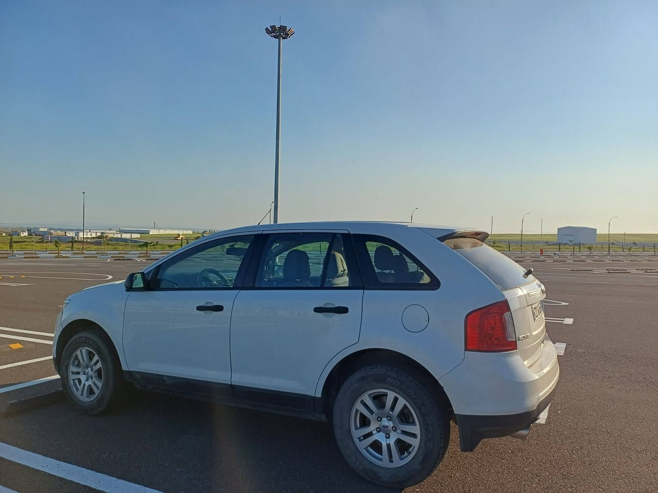 🚘 Ford Edge 2013 للبيع
🇨🇦 وارد كندي
🎨 فقط بونت صبغ
📍 أربيل

💰 السعر: 11,000$

📞 ***********
