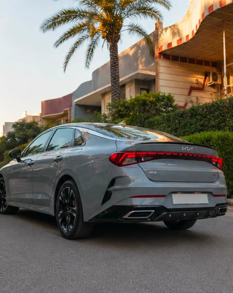 السلام عليكم ورحمة الله وبركاته
للبيع Kia K5 موديل 2023، فئة GT Line، بحالة ممتازة جداً وعلى وضع الوكالة.

المواصفات:

* محرك 1600 تيربو
* ماشية 23 ألف ميل فقط
* داخلية جلد أحمر
* رادار بالمراية ورادار أمامي
* كراسي كهربائية
* شاحن لاسلكي
* تشغيل عن بُعد
* السيارة حادثها فقط بنيد صبغ، والباقي مكفول
* لم يتم فتح أي برغي بالسيارة
* السيارة على حالة الوكالة وبوضعها الأصلي

السعر: 165$

الموقع: بغداد – حي تونس / آفاق عربية

للاستفسار والتواصل:
***********

للبيع فقط.
