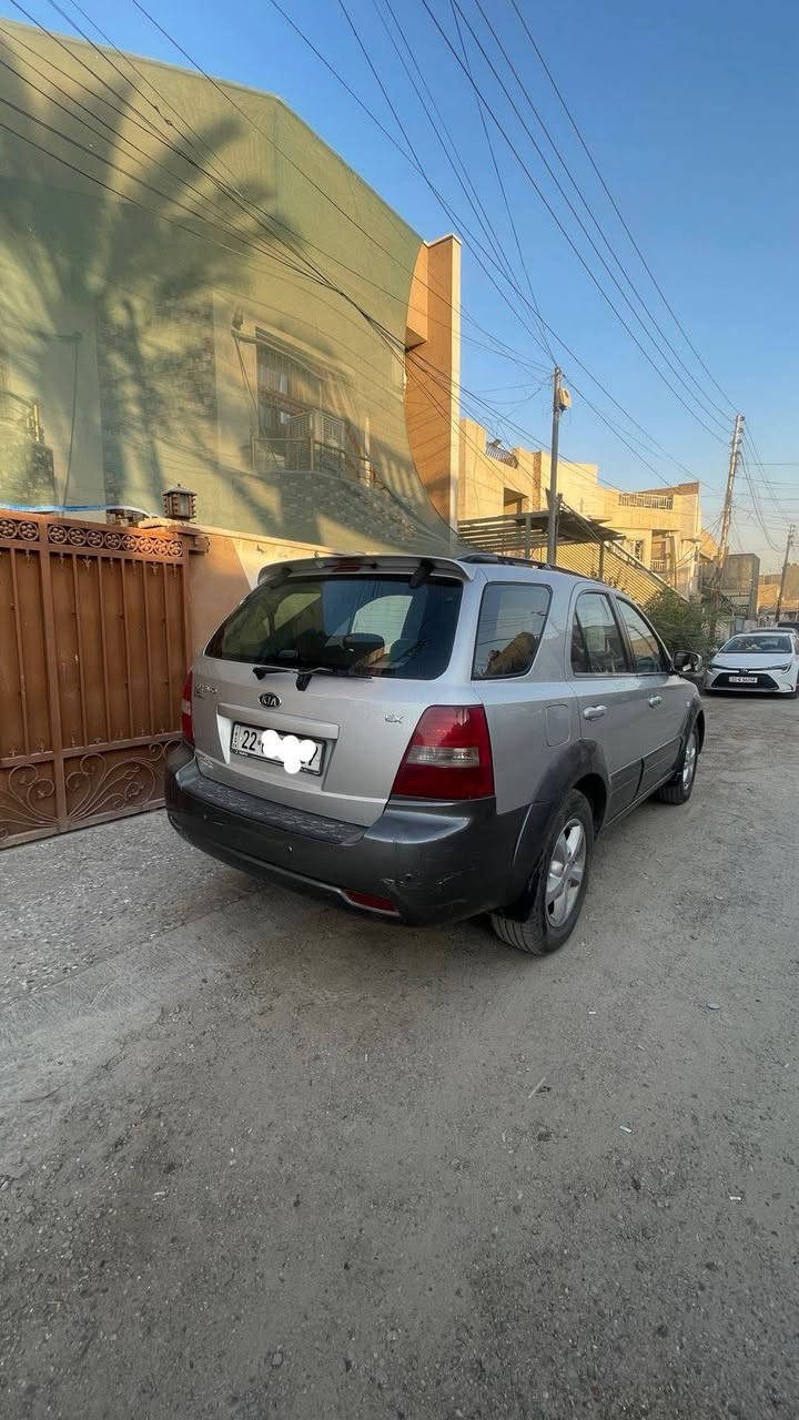 السلام عليكم
سورنتو ٢٠٠٩ خليجي ٧ راكب للبيع..
رقمها اربيل.
مكان السيارة في بغداد.
مبدل فيها ٣ قطع والدعامية الأمامية مبدلة السيارة تاكيه.
محرك ٣٣٠٠ مبدل جديدمع منظومة الماء
التبريد شغال والكهربائيات كلها شغاله
تخم تأثير وباتري جديد. السعر ٧٠ ورقة
رقم الهاتف/ *********** بي واتساب 
تحياتي للجميع
