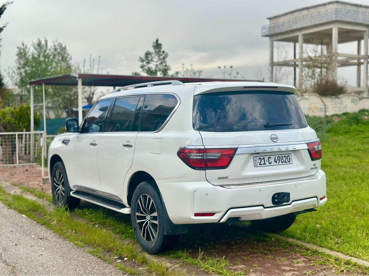 Nissan patrol 2020
***********
نیسان پەتڕۆل ٢٠٢٠ تیتانیۆم V6 دەرەجە ٢ موحەسەن تەنەفوس تەبیعی بێ تۆربۆ 
 فول فول مواسەفات 
سلاید 
سەلاجە
سنوق شەفت 
٥ شاشە و ئاوێنە کامێرا 
سەیارەکە ماڵی دۆستە 
گێڕ و مەکینە بە شەرت 
یەک چەمەلەخ و سێ پەڵە بۆیاخی بچوکی هەیە لەسەر شووخت بۆیاخ کراوە و یەک ساردیشی هەیە 
هەموو شتێکی بە شەرت 

سعری ٣٣٥$ و مەجال 

*********** السليمانية, العراق

