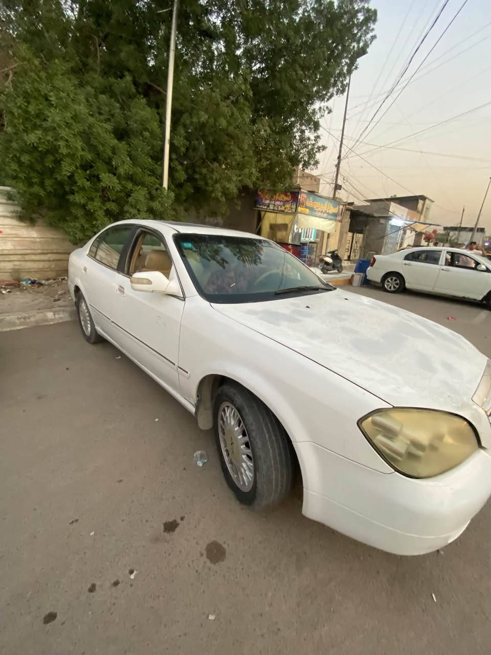 شيري استرا موديل 2012 
محرك 1600 
كير و محرك و تبريد خير من الله
 رقم بغداد حلو مو محافضات
وبسمي تحويل ثاني يوم 
مكان سياره بغداد  مدينة الحرية
الاستفسار هذا رقم بي واتساب:
***********
***********
