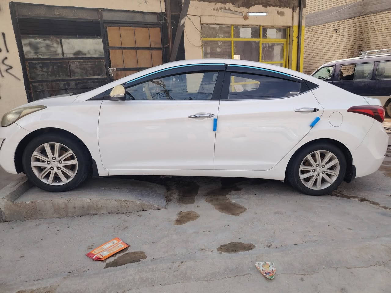 الانترا موديل ٢٠١٦مكفول ماعده صبغ أثر شخط بصفحت العبري جاهزه من كلشي فول مواصفات ماعده البصمه مكينه ١٨٠٠سعرها ١١٥بيه رقمه نجف بسمي نكليزي مكان نجف موبايل***********
