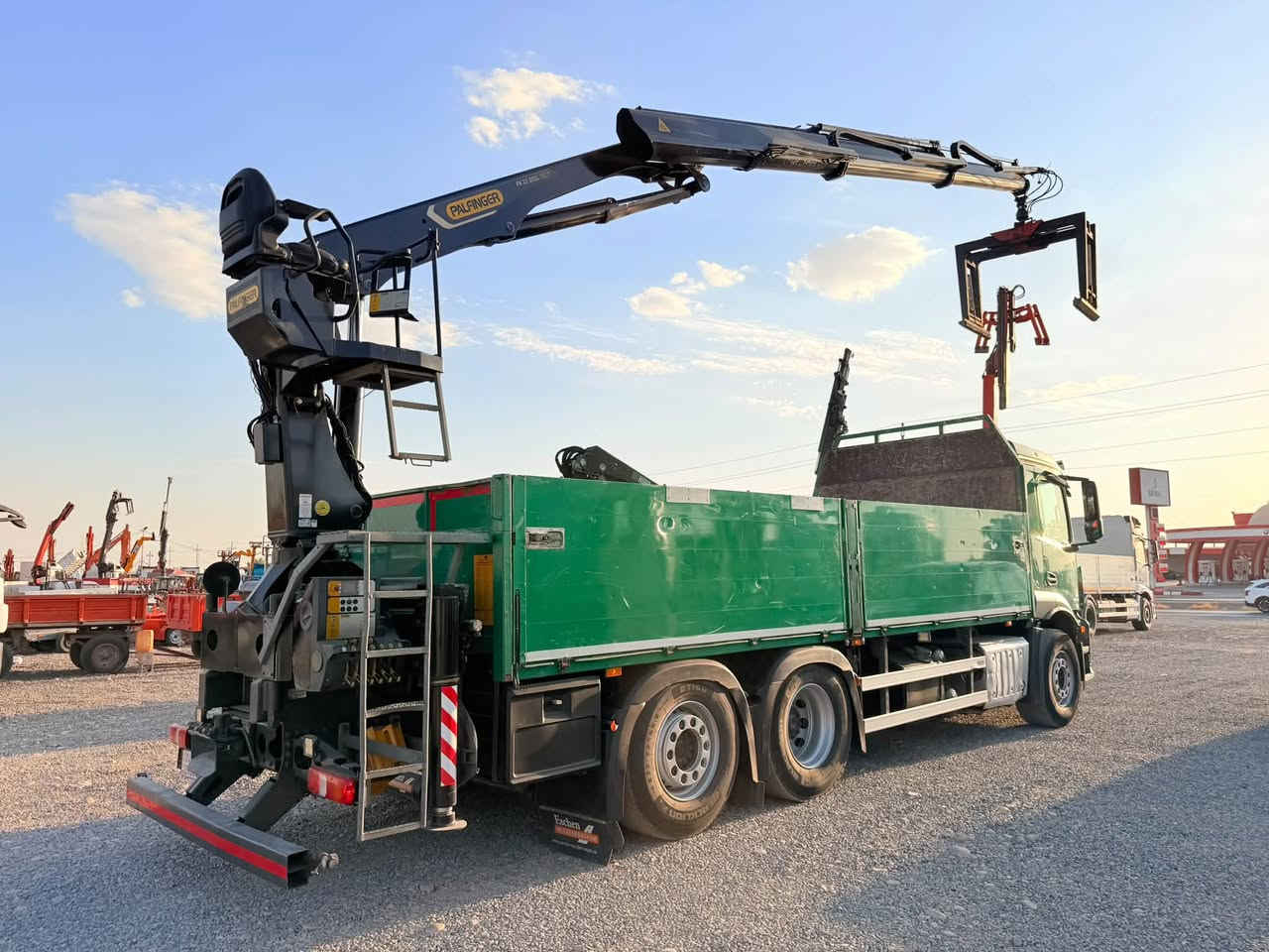 معرض برايان
Palfinger 22001L
***********
***********
أرجيل طريق كركوك 2019
2546
بيع وشراء أنواع الآليات كرينات

