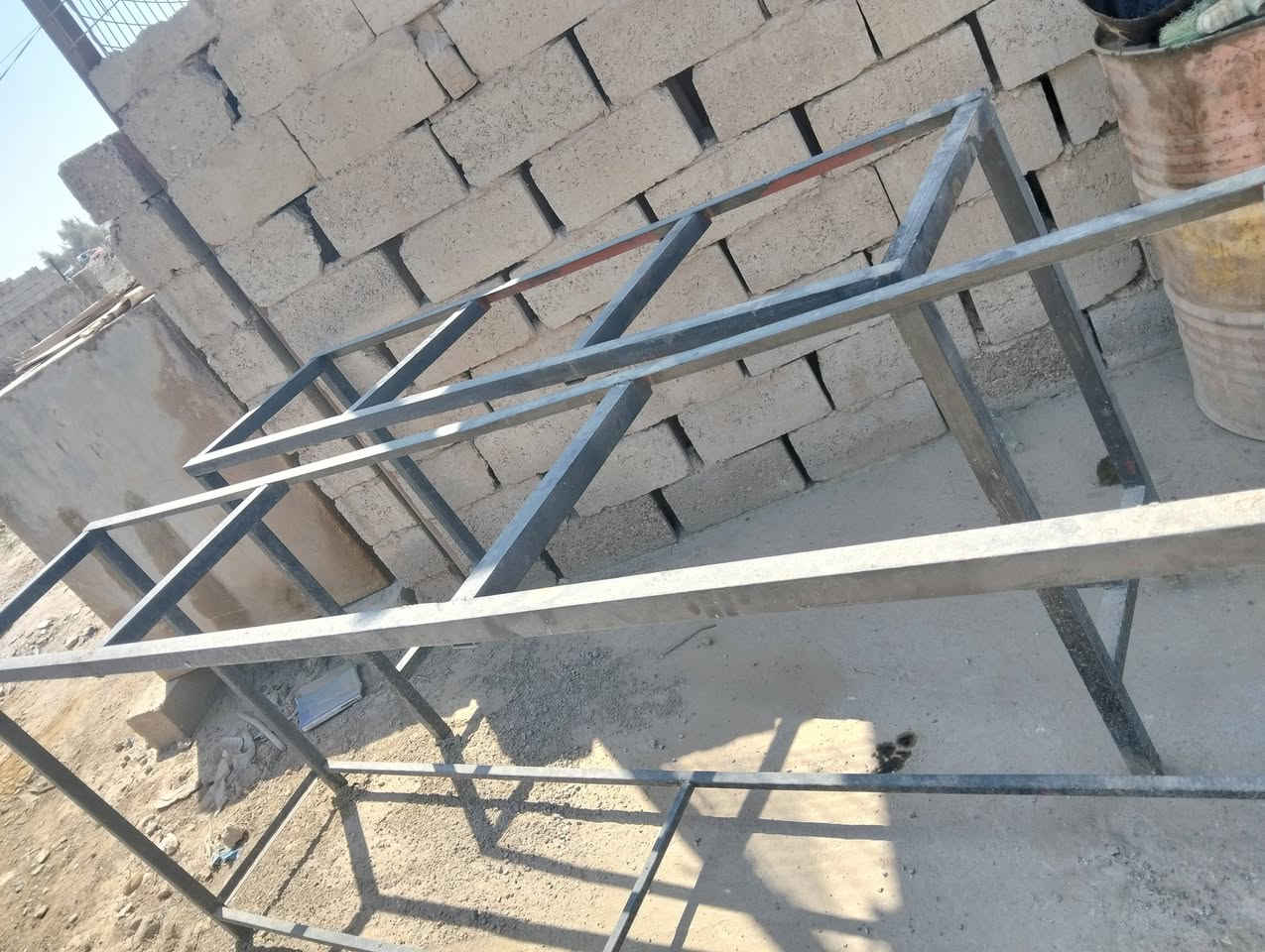 للبيع 40. ***********
