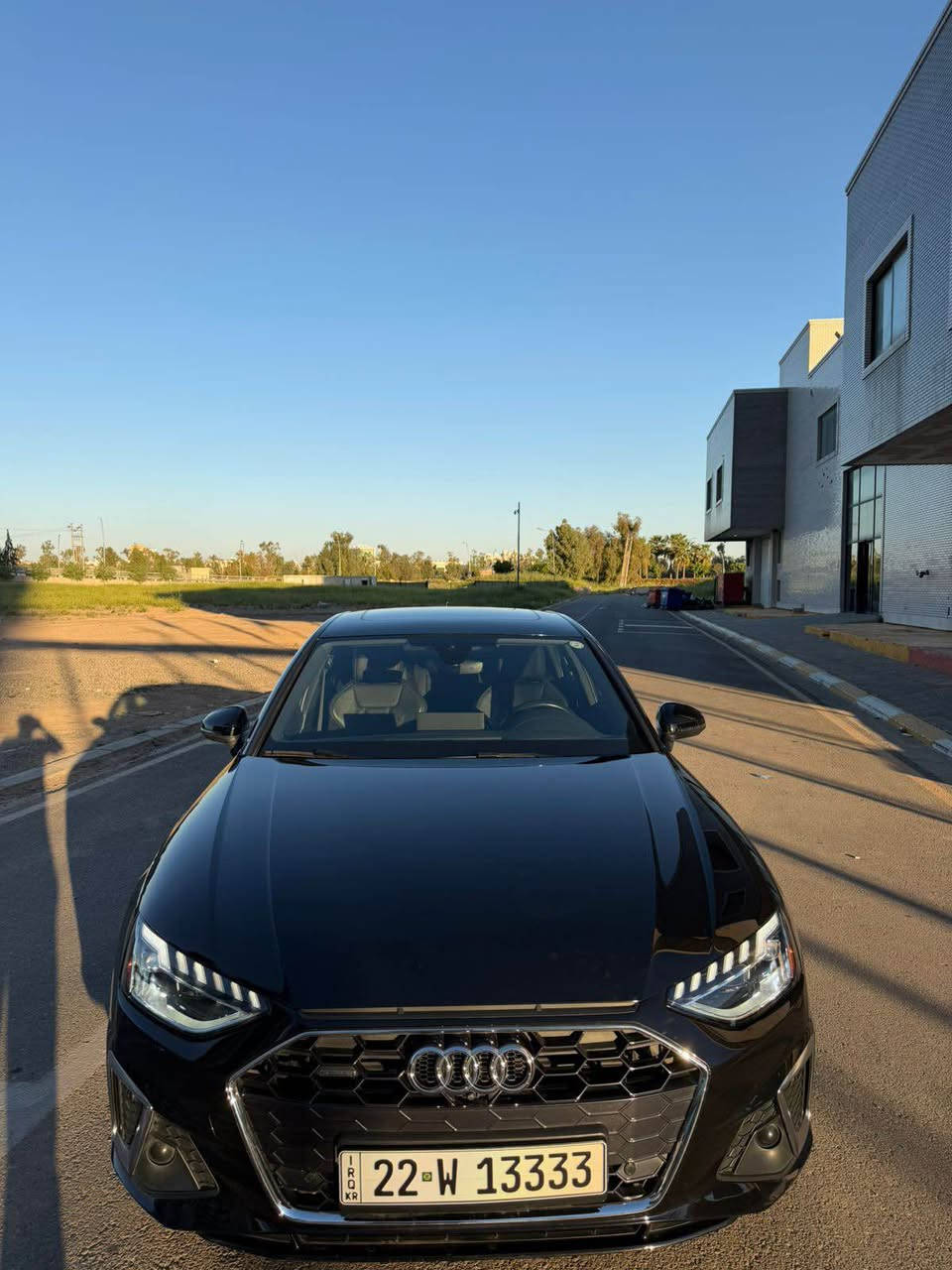 Audi A4 Sline 2022
فوول فوول مواصفات
بصمة
كشنات جلد- خزن - كهرباء- تبريد و تدفئة 
سلايحساسات امامي و خلفي
بردة كهربائية
فوليوم
كروز سرعة
بريك لمس
تبريد لمس 
شاشة جبير
كيج دجتال الكتروني
كامرة ٣٦٠ درجة
لايتات بلادي ليد 
بجم خلف كبس بدون ضربة 
سيارة بي صبغ بابين بدون ضربة عل خدوش صابغين
سعر:٢١٥ بي مجال بصيط للطيبين
***********
مكان سيارة: اربيل🌍 أربيل, العراق
