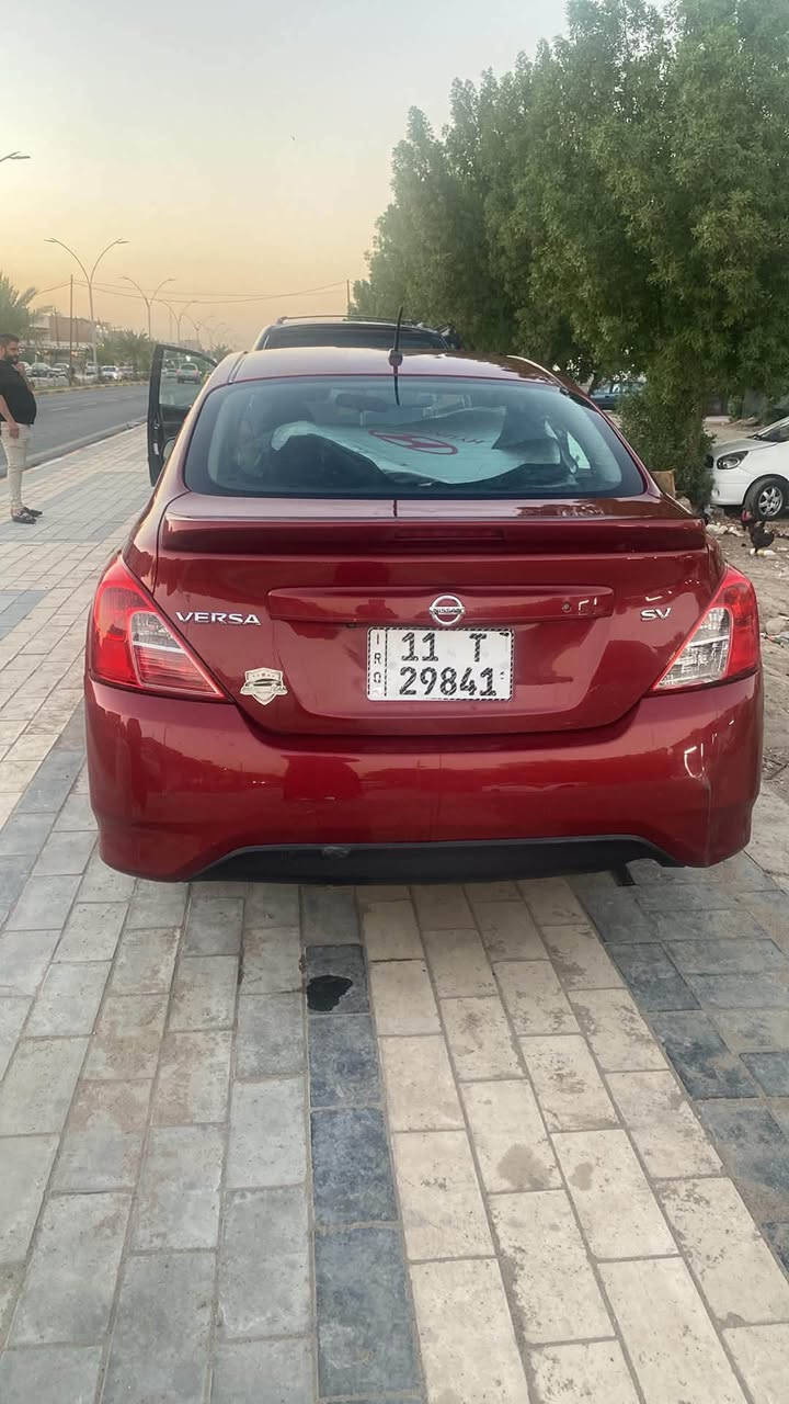 نيسان فيرسا للبيع موديل 19 سياره نظافه فول مال بيت ممتواجد عله الفيس مكانهه بغداد الدوره سنويه جديده هزه جديده معروضه اب 90 رقم ***********
