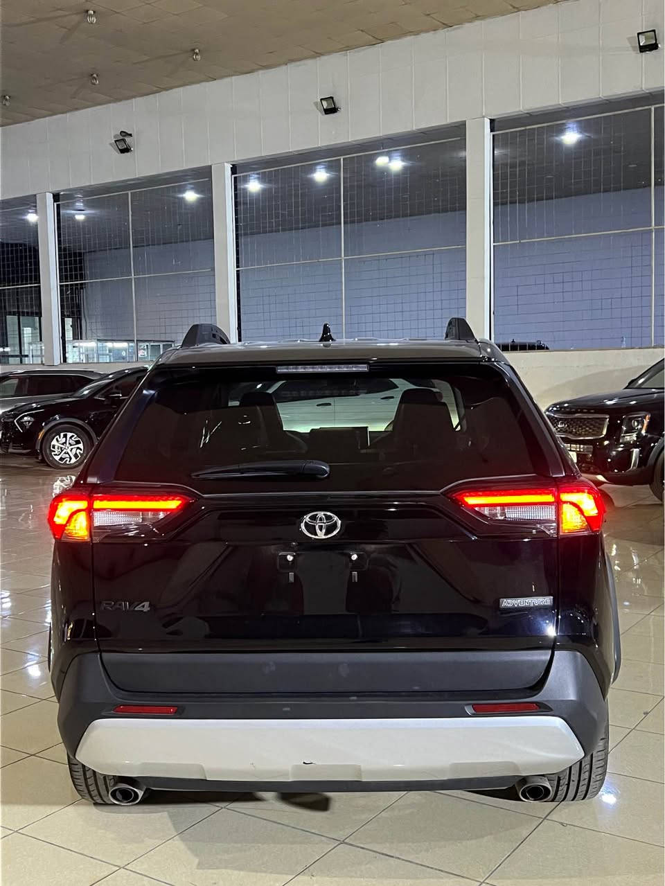 2024 TOYOTA RAV 4 SPORT UTILITY VEHICLE
تيوتا رافور 2024 SPORT جبلي 
سعر 🔥💸💣 215$ ورقه 
مواصفات 
بصمه بابين بصمه فورويل AWD ويل كب كروم لايت LED زينون بريك بصمه نضام قياده و بعد مواصفات هوايه
ضرر خفيف صوره حادث موجود رصعه صغير بل باب صلحه صبغ بدون قطره دواخل بدون ارباك  سياره شرط ترقيم شمالي و يوجد معقب 
مكان سياره اربيل مديه معارض شارع ١٠٠ م 
رقم موبايل ☎️ *********** 
واتساب  ⬅️ ***********  شاخه وان كارس اكر, نينوى
