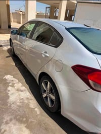 فورتي 2018 وارد امريكي  داخله تقرير غرق بس تعمل وتسير ما داخل بيهه ماي...