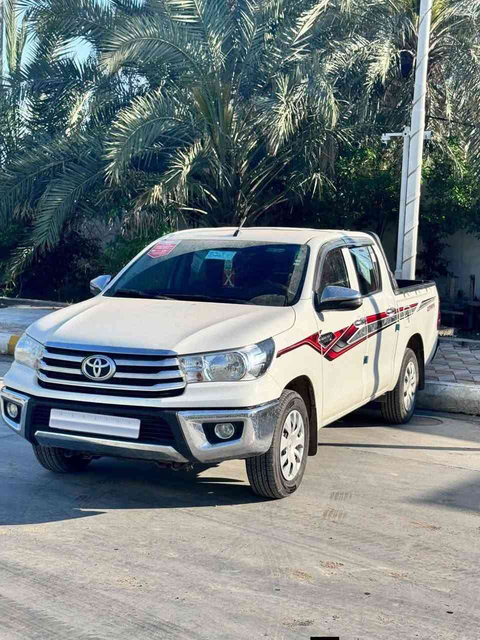سلام عليكم
هايلوكس 2023
كير عادي 
ماشيه 110
رقم أربيل
مكان واسط الصويرة 
***********
