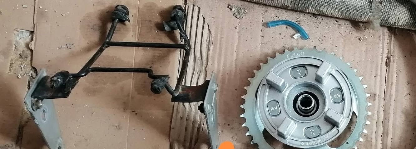 غراض أربعه كير و دايوان للبيع قيم واخذ مكاني كربلاء *********** توصيل داخل كربلاء فقط
