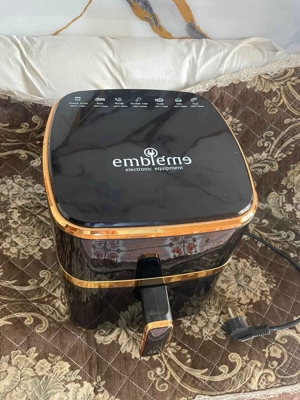 قلاية هوائية • ماركة Embleme • جديدة