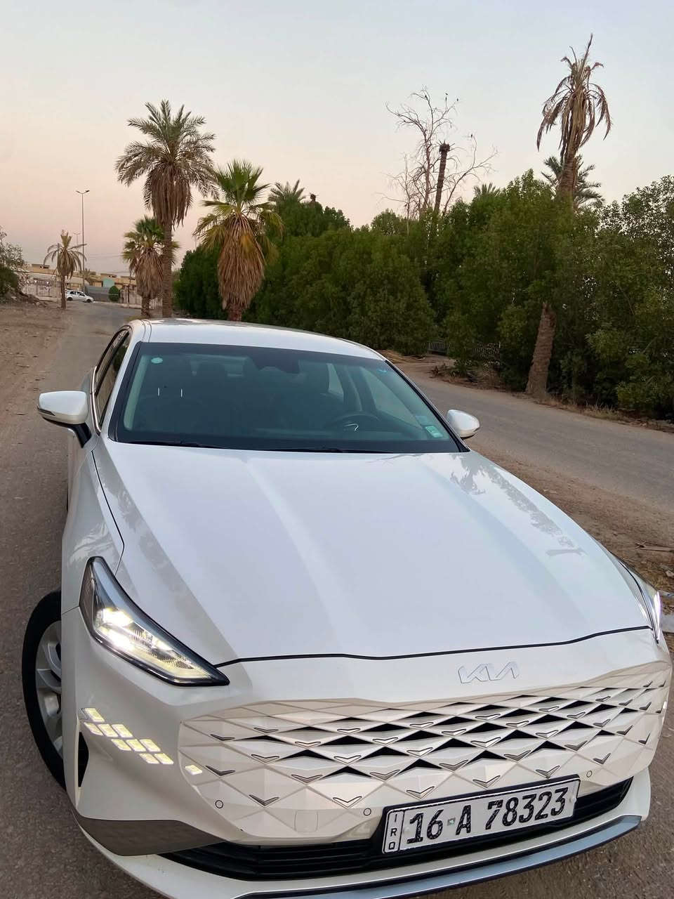 السلام عليكم ورحمة الله وبركاته
K8 2024
السياره فول فول فول مواصفات فقط بانوراما مابيها 
السيار مكفوله كير مكينه شاصي كشر سياره مكفوله كفاله عامه ما عدا قطعه بارد صغيره بلجاملغ الايمن خلفي
سياره كتاب شهداء وكاله عام بعدله سنه وتداور
السعر195 وبيه مجال 
***********

