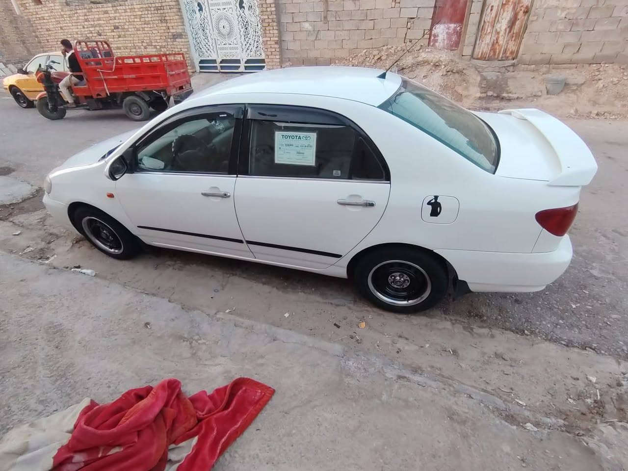 كورلا نحله ٢٠٠٣
مكينه وكير جدد  حجم 1800 
تبريد شغال كهربائيات كلها شغاله 
تخم تاير صدر سياره جاهزه 
مصبوغه عام للجمالية 
رقم بغداد  مكان السياره ميسان العماره 
مكلف بنشر اتصل برقم ***********
السعر ٧٠ وبي مجال

