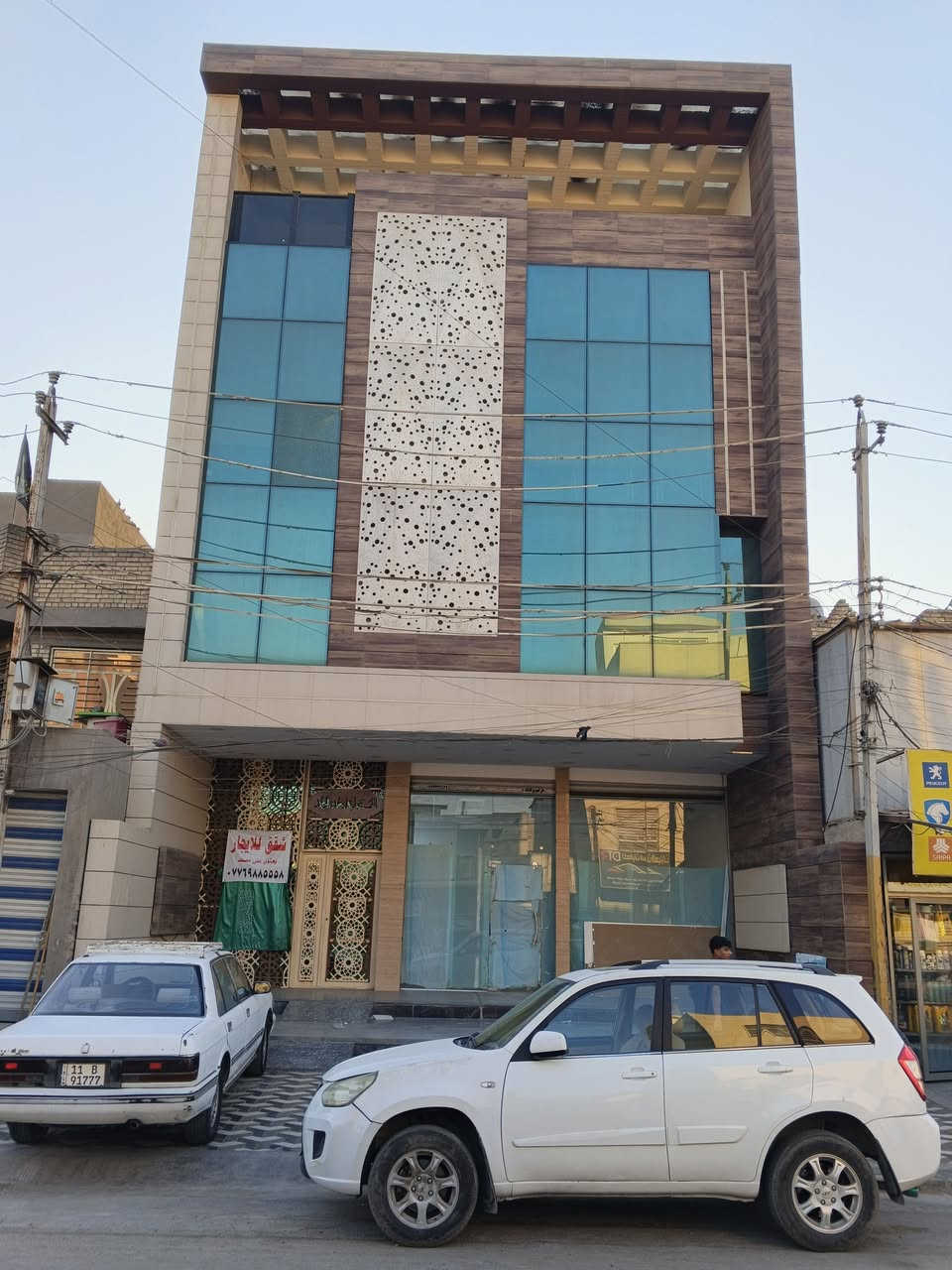 حياكم الله جبدي
شقق للايجار بعماره جديده وبناء حديث 
وتحتوي على مصعد

مكونه من :
غرفتين نوم
صاله 
مطبخ
حمام

للتواصل على الارقام التاليه
***********
***********

العنوان 📍
الامين شارع البانزيخانه بالقرب من مطعم الرياضي
