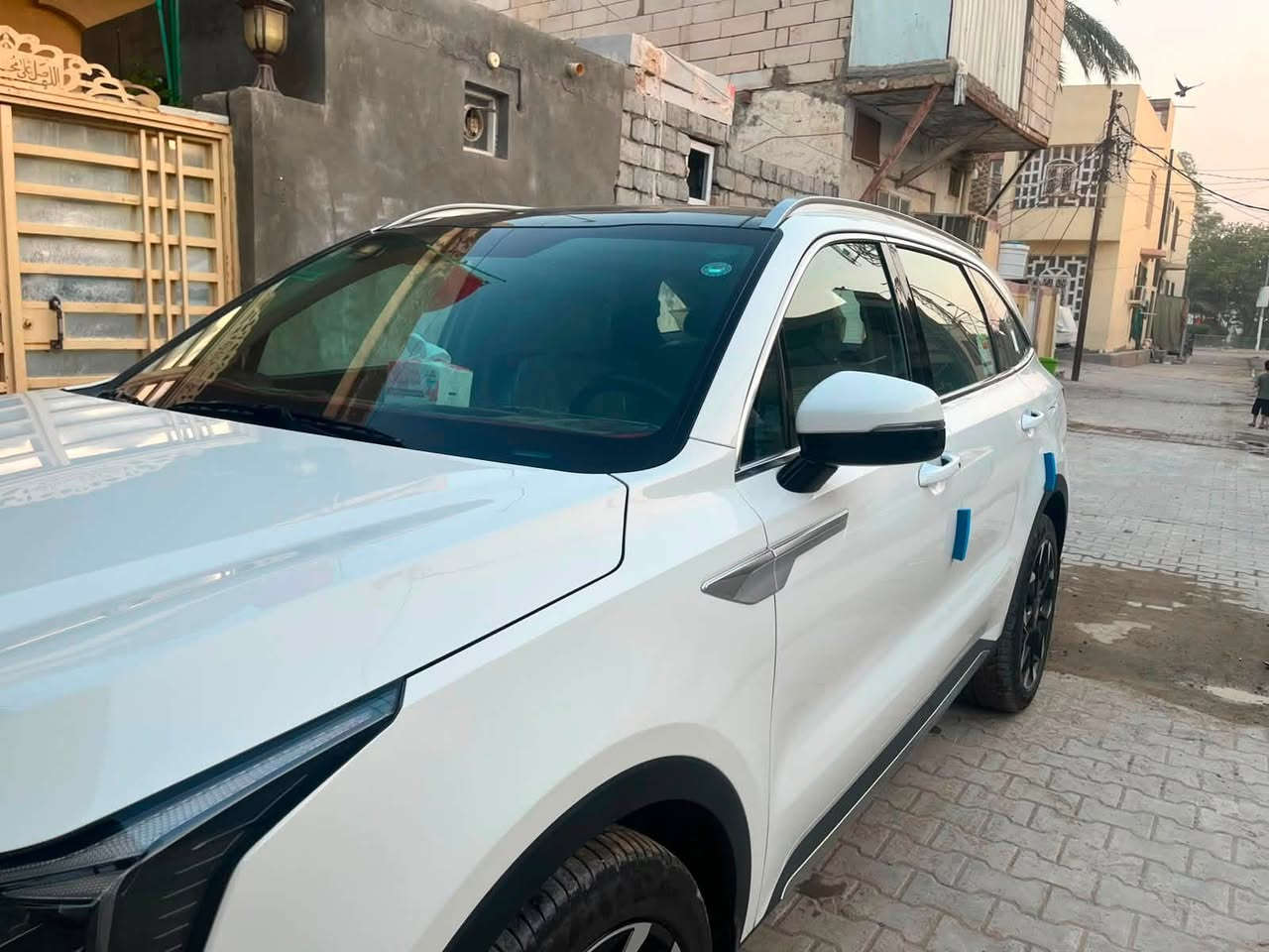 (مكلف بالنشر)
للبيع سورنتو 2025 رقم اربيل
السياره مكفوله من الحادث عده الطخه البسيطه بـ الجاملغ الخلفي موضح بالصور 
*مواصفات 
6سلندر
بانوراما 
بردات خلفيه 
3قطع تبريد 
كير ماوس 
تحكم ستيرن 
كامره خلفيه 
حساس امامي وخلفي
ماشيه28 كم 
مكان السياره نجف الحيره 
الاستفسار/***********
